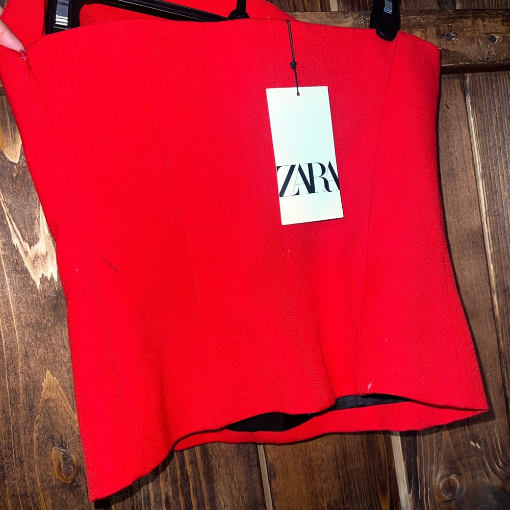 Zara Red Asymmetric One-Shoulder Top - Picture 5 of 10